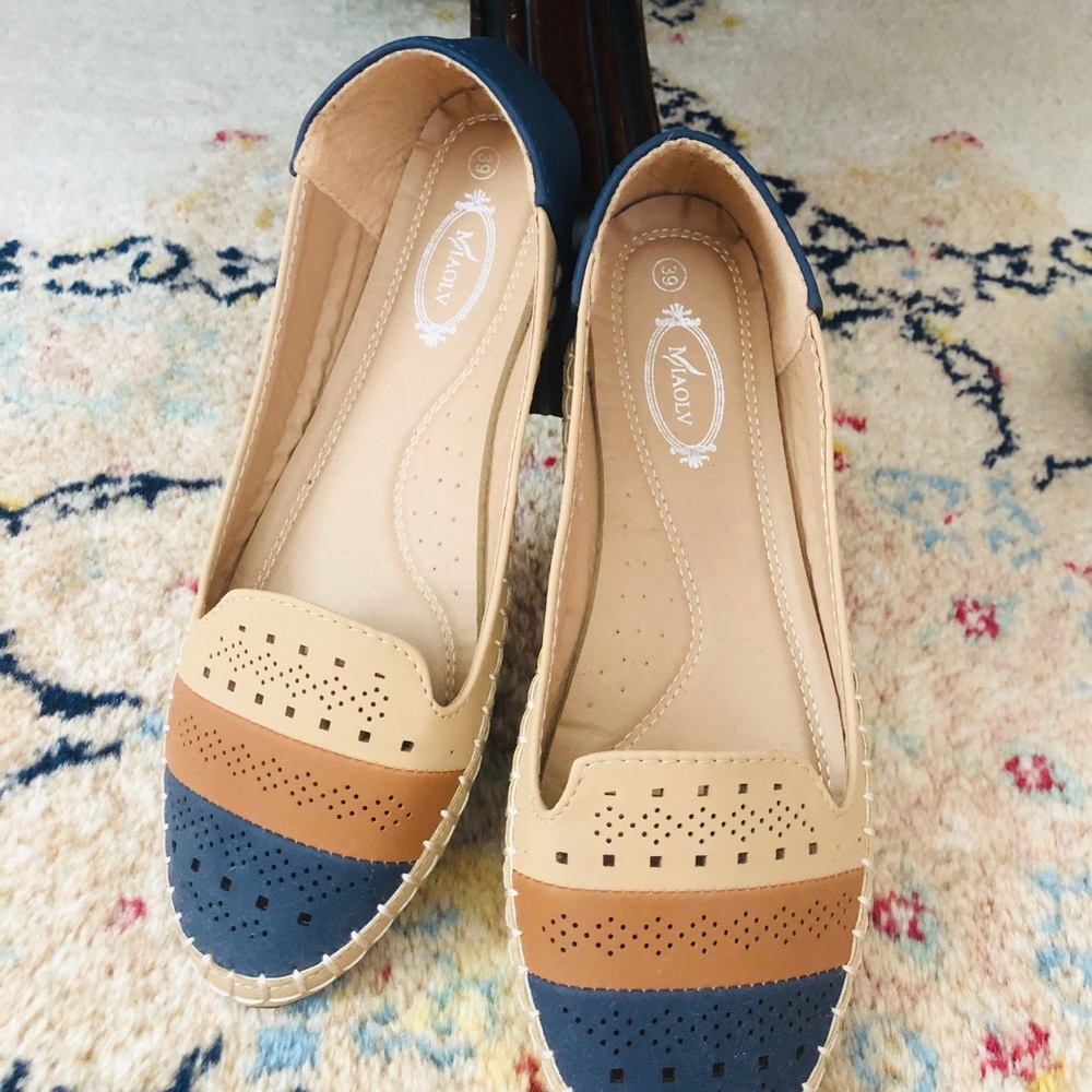 Doll shoes